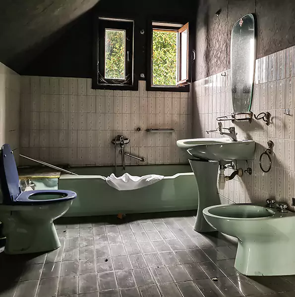 Why LehighAcres Property Owners Pick Lehigh Acres Bath Remodeling For 1960 Bathroom Remodel?